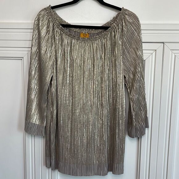 Ruby Rd. metallic crinkle knit blouse size medium - Picture 1 of 4